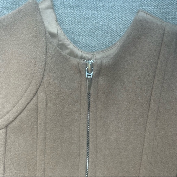 🌟CORSETS ARE IN!! LPA MADDALENA CORSET in Camel (brand new with extra buttons) - Picture 4 of 5